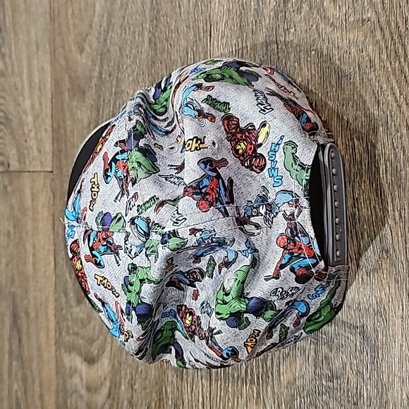Marvel hats bundle of two size OSFM - Picture 2 of 4